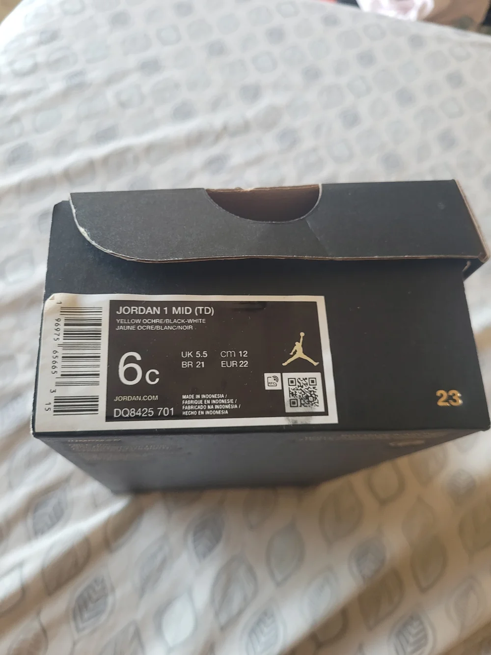 Nike Jordan 1 Mid (TD) Yellow/Black/White Toddler Shoes - Size 6C